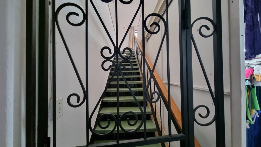 To Let Commercial Property for Rent in Woodstock Western Cape